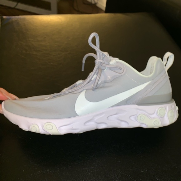 Nikereact - Picture 4 of 5